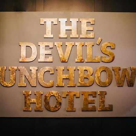 The Devil'S Punchbowl Hotel Hindhead Exterior photo